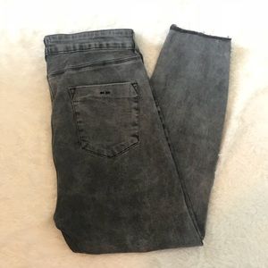 frayed hem ankle grazer jeans